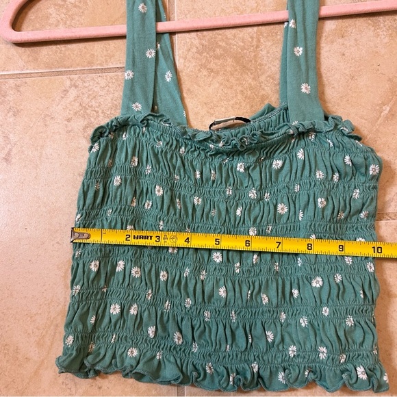 American Eagle Outfitters Teal Daisy Smocked Crop Top - Picture 5 of 6